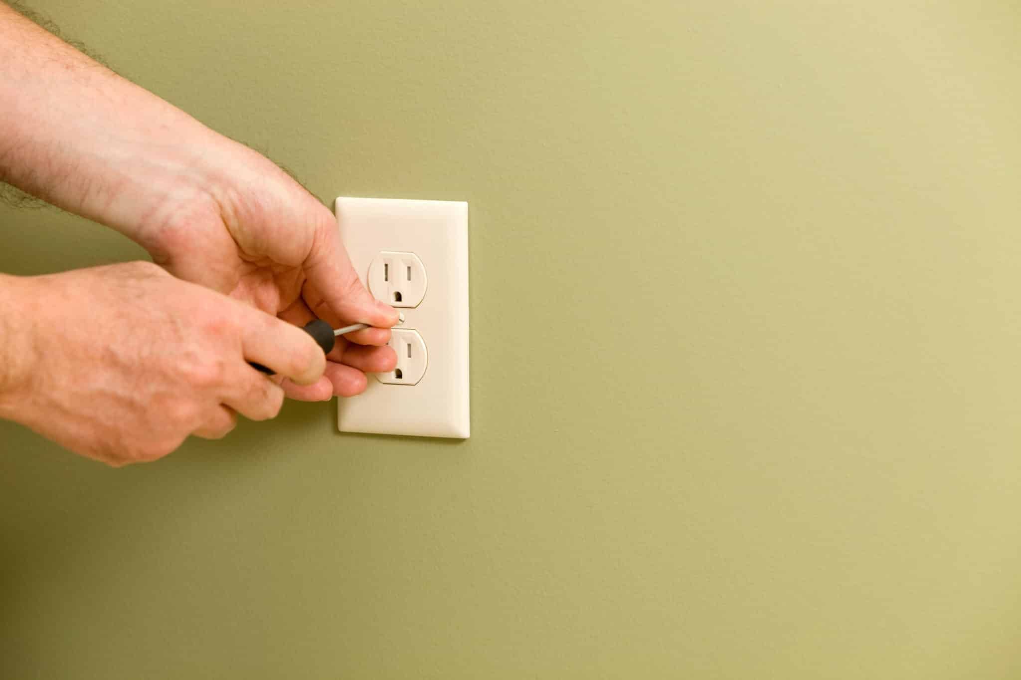 What is a TamperResistant Outlet? Chesapeake Electric